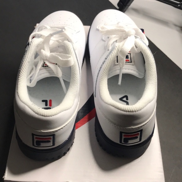 Boys Fila Tennis Shoes - Picture 6 of 6
